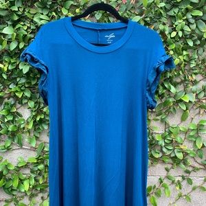 Francesca’s | S Flutter Sleeve Swing Dress